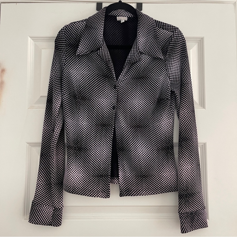 Vintage XOXO Black and White Women's blouse